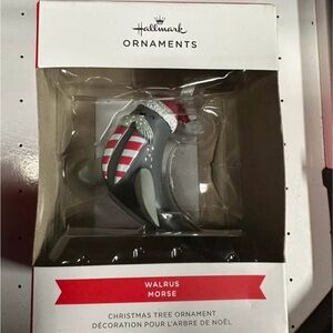 NIB Walrus Hallmark Christmas Tree Ornament